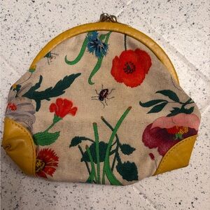Gucci Floral Vintage Retro Kiss-lock Purse Clutch